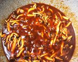 簡単　キノコの煮込みハンバーグ作り方4写真