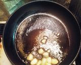 豚挽き肉とセロリのガーリックオイル炒め作り方1写真