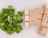 ☆厚揚げとピーマンのごまみそ炒め☆作り方1写真