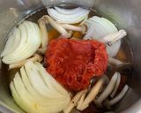 トマト缶消費に！トマト味噌汁作り方1写真