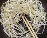豆苗ともやしの簡単炒め作り方2写真