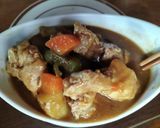 手羽元カレー煮込み風！厨房ばあばぁ！作り方3写真