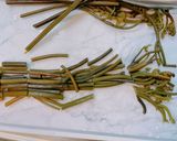 梅がうめぇ♪ワラビと新玉ねぎのポン酢和え作り方3写真