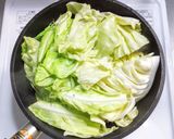 鶏もも肉と春キャベツのカラシ中華炒め作り方4写真