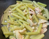 フキと鶏皮のみそ炒め作り方5写真