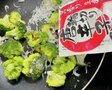 しらすとブロッコリーのオリーブオイル炒め作り方4写真