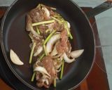 ニンニクの芽と豚肉のスタミナ丼【食遺産】作り方5写真