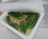 カップ焼きそばにミニピーマン☆作り方3写真
