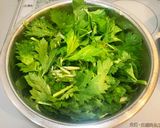簡単苦美味い！セロリの葉っぱサラダ。作り方4写真