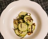 ズッキーニ塩昆布和え作り方4写真