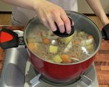 新じゃが使用!定番の肉じゃが作り方5写真