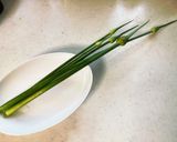 ニンニクの芽ともやしの塩胡椒炒め作り方1写真