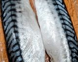 塩サバを焼いてからの炊き込みご飯♡作り方1写真