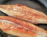 塩サバを焼いてからの炊き込みご飯♡作り方3写真