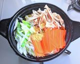 豚肉と豆富の具材たっぷりおかずスープ鍋作り方9写真