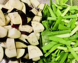 ニラと茄子の肉みそご飯作り方1写真