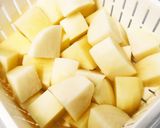 カレーのじゃがいも、もう煮崩れしない！作り方1写真