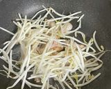 簡単☆豚ニラもやしの塩焼きそば作り方2写真