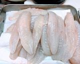 釣って来たフグの身皮を引く作り方2写真