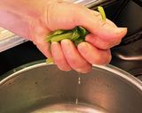小松菜と油揚げの炒めもの作り方8写真