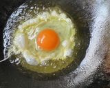 揚げパン&揚げ卵で朝食作り方3写真