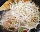 ちくわ野菜炒め、しょうゆすこ振り。作り方5写真