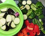 夏野菜と豚三枚肉のオイスー炒め作り方2写真