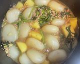 玉こんにゃくとじゃがいもの肉煮込み作り方4写真