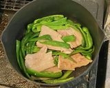 サッポロ一番塩ラーメン・豚バラ＆ピーマン作り方3写真