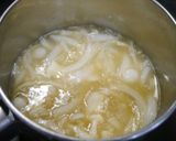 簡単！ブナピーと新玉葱のお味噌汁作り方4写真