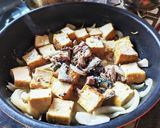 サバ缶で作る！厚揚げ味噌チーズ煮込み作り方5写真