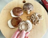 【椎茸バーガー】鶏ひき肉と椎茸だけ！作り方1写真