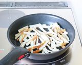 簡単手軽【竹輪とピーマンの青椒肉絲風炒め作り方3写真