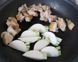 カブ（小粋菜）と鶏肉の麺つゆバターパスタ作り方5写真