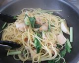 カブ（小粋菜）と鶏肉の麺つゆバターパスタ作り方7写真