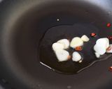 カブ（小粋菜）とベーコンのペペロンチーノ作り方4写真
