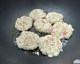 米粉で作る豆腐とカニカマのお焼き作り方7写真