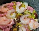 鶏肉とエビと野菜の簡単アヒージョ作り方3写真
