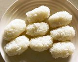 肉巻きおにぎり♪キムチ味☆切り落し肉だよ作り方1写真