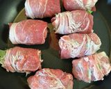 肉巻きおにぎり♪キムチ味☆切り落し肉だよ作り方3写真