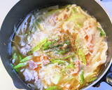春雨と長ネギ・もやしの食べるスープ作り方7写真