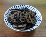 レンコンとひじきの炒め煮作り方3写真