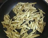 牛肉とゴボウの甘じょっぱ炒め煮！作り方4写真