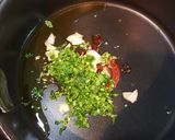 海鮮とパクチーのペペロンチーノ。作り方1写真