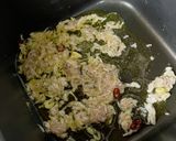 塩気の強い！あみの塩辛☆濃厚トマトスパ作り方1写真