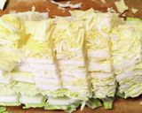 白菜セロリ ピーマンのニンニク味噌スープ作り方1写真