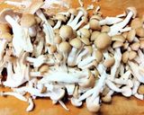 白菜セロリ ピーマンのニンニク味噌スープ作り方2写真