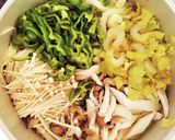 白菜セロリ ピーマンのニンニク味噌スープ作り方7写真