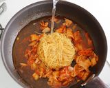 豆苗1袋使い切り！ピリ辛キムチビーフン作り方4写真