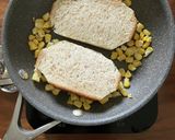 フライパンで焼きもろこしトースト材料3つ作り方2写真